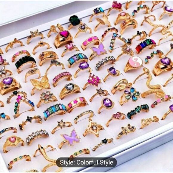 Sparkling rhinestone ring - Picture 1 of 5